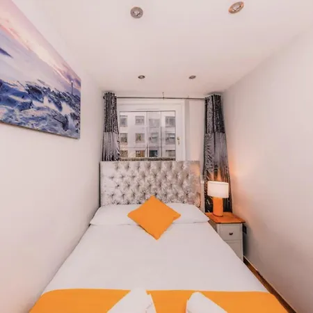 Superb Luxury By Canal - Central Apartment