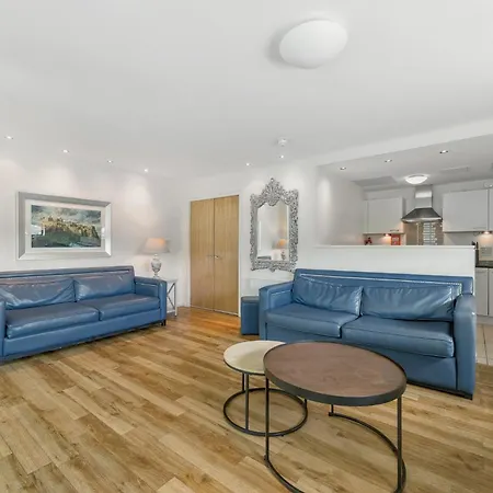 أجنحة برينسز ستريت شقة فندقية إدنبرة