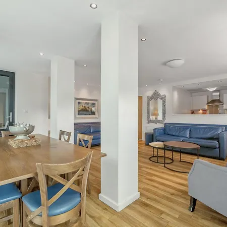 Princes Street Aparthotel