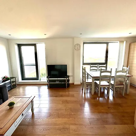 Britannia Ocean Park - Oceanfront And Sea View - Free Parking & Fast Wifi *