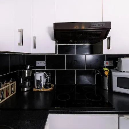 Apartment Cozy City Centre By The Meadows! 5 Edinburgh