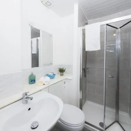 Cozy City Centre By The Meadows! 5 Edinburgh