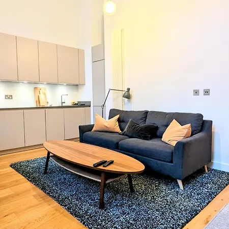 Luxury In Center Aparthotel Edinburgh