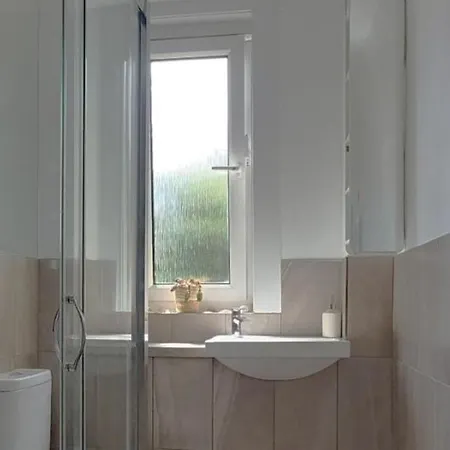 Dom wakacyjny Lovely Sea Rooms, Easy Access To Centre & Airport Edynburg