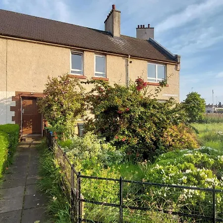 Lovely Sea Rooms, Easy Access To Centre & Airport Holiday home