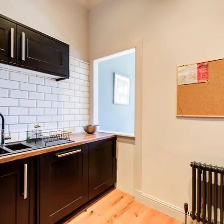 Guestready - Superb Family Near Leith Walk Edynburg