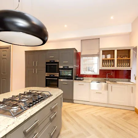 Argyl - 4 Bed On York Place, New Town Lägenhet