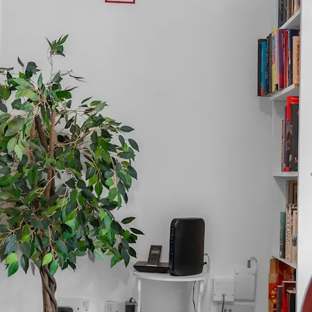 Cosy, Stylish Bedroom For Business And Work Travellers
