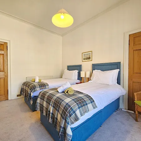 Unique New Town Near Princes Street * Edinburgh