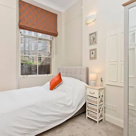 Stylish Murrayfield Sanctuary *