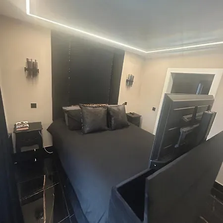 Riversdale House Next To Murrayfield Stadium * Edinburgh