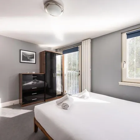 Guestready - Modern Near Craigmillar Area Edynburg