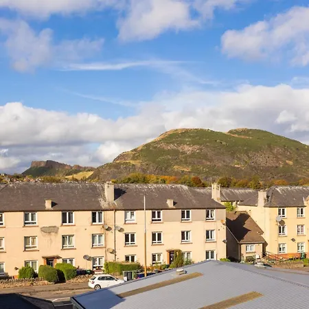 Apartamento Guestready - Modern Near Craigmillar Area Edimburgo
