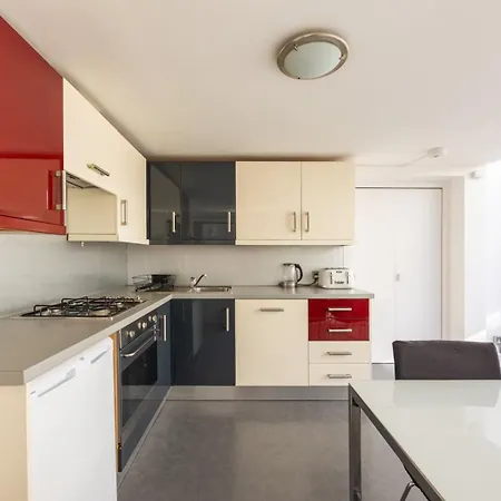 Guestready - Modern Near Craigmillar Area Apartament Edynburg