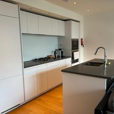 Executive Quartermile Near To Castle University With Park View Appartement