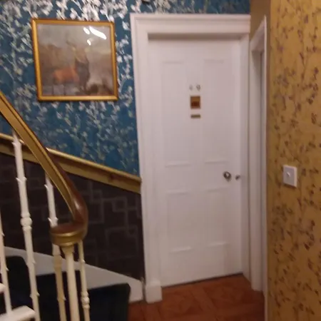 Ivy House ゲストハウス