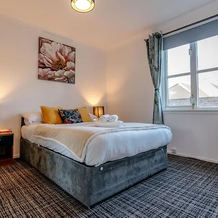 Fab Centre Flat * Edinburgh