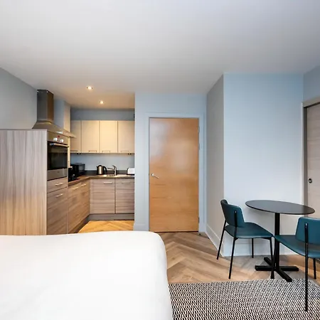 Staycity West End Edinburg