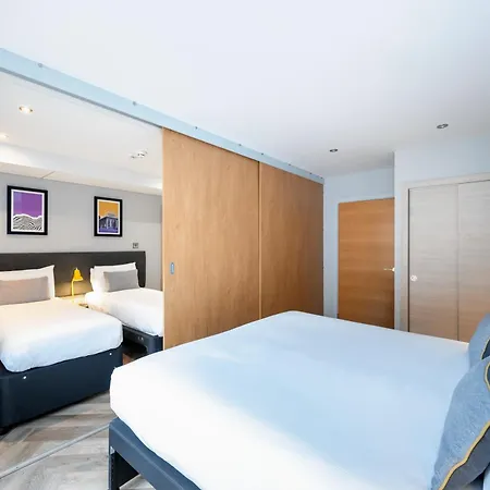 Staycity West End إدنبرة