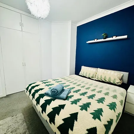 Blue Heaven Apartment *