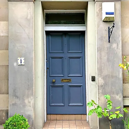 Beautifully Decorated 2bed Apt- Gem In Center * Edimburgo