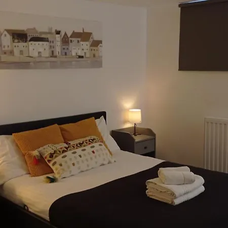 Victoria Park House *