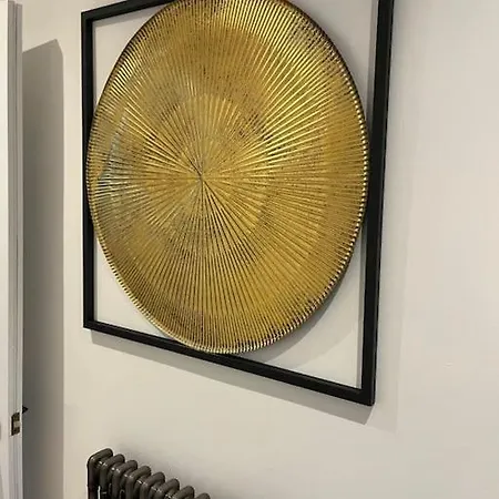 דירה Cosy Apartment, Free Street Parking