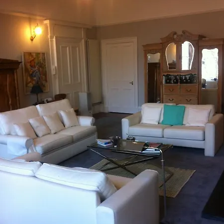 Carlton Twelve بيت ضيافة إدنبرة