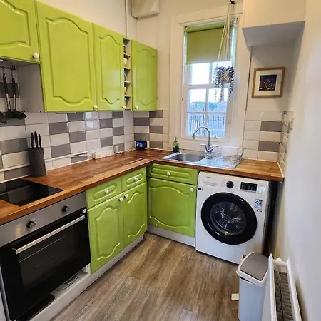 The Eyrie At Tweeddale Court - Historic Royal Mile Edinburgh