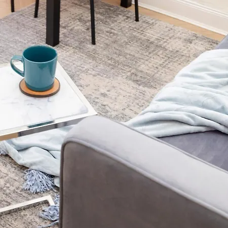 City Centre Modern Flat For 2 Adults And 1 Child 爱丁堡