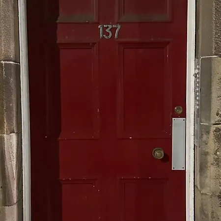 City Centre Modern Flat For 2 Adults And 1 Child 公寓