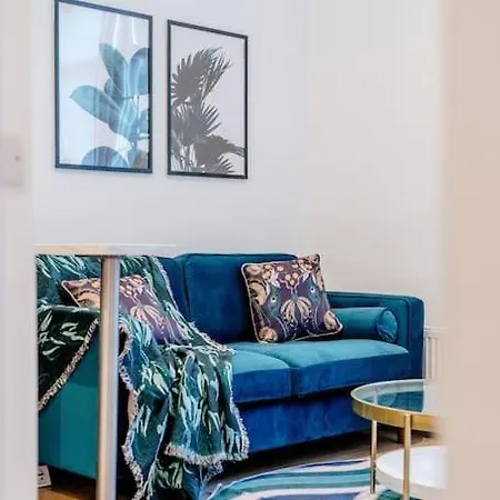 Leith Luxe Retreat!