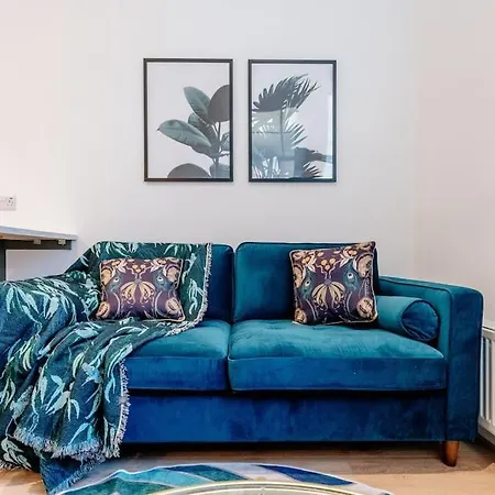 Leith Luxe Retreat! *