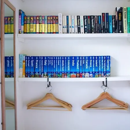 Apartamento Artist Colony With Sauna And Private Garden, And Easy Walk To Centre *