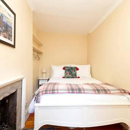 Joivy Beautiful Apartment, Private Garden, Calton Hill Apartmán *