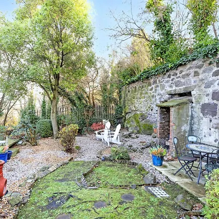 Joivy Beautiful Apartment, Private Garden, Calton Hill Edimburgo