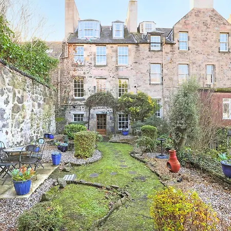 Joivy Beautiful Apartment, Private Garden, Calton Hill