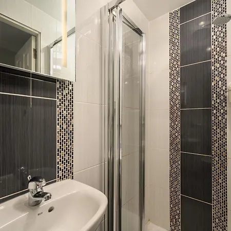 Adam Drysdale House Affittacamere