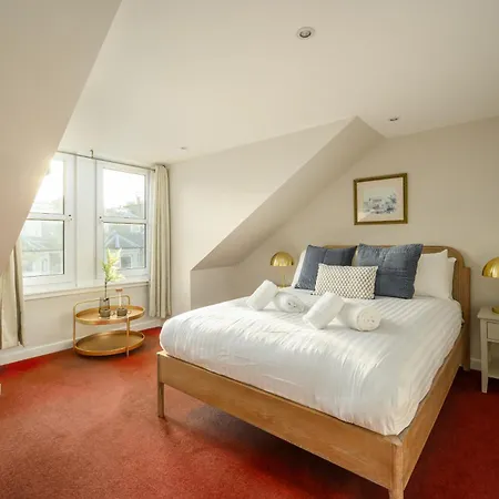 Adam Drysdale House 게스트하우스 3*