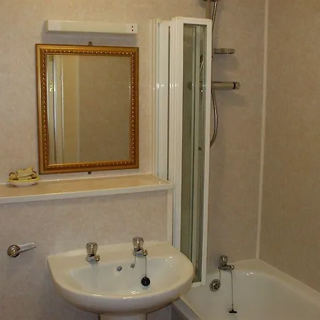 Corstorphine 3* Edinburgh