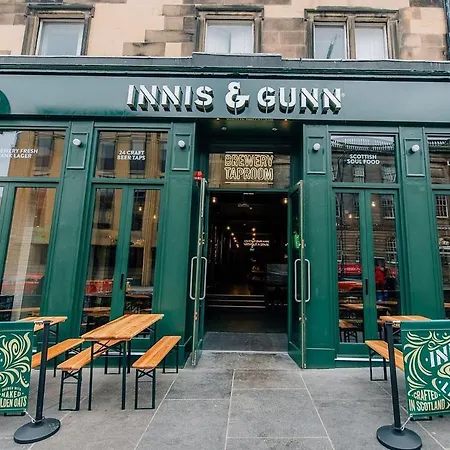 Flat In New Town , Lothian Road Heart Of Flat Sleeps 6 Appartement