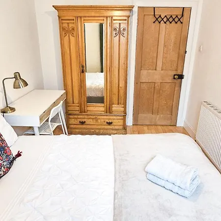 شقة Harry Potter Styled 3-bed - *