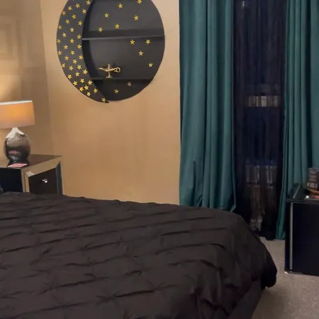 Cosy, Stylish Bedroom For Business And Work Travellers Homestay szállás Edinburgh