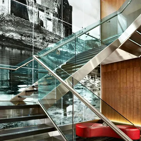 Sheraton Grand & Hotel 5*