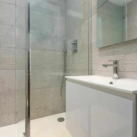 Spacious 3 Bed In Marchmont 아파트 에든버러