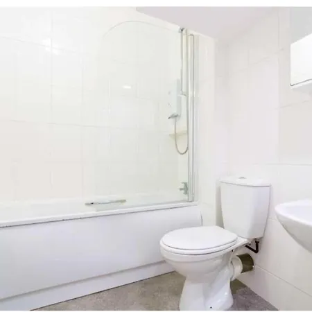 The Gardners In Centre With Parking Apartmán Edinburgh