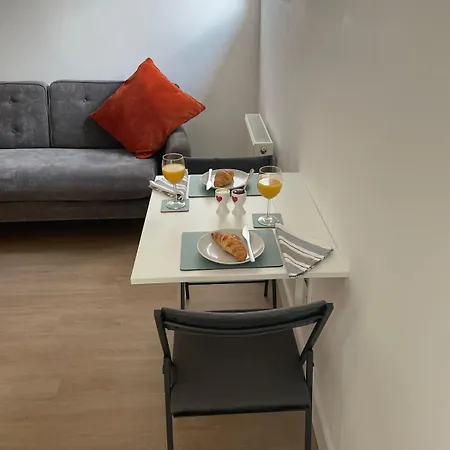 Apartment Modern Apartment, Access To Holyrood & *