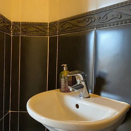 Light & Bright * Edinburgh