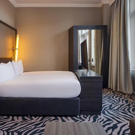Doubletree By Hilton Centre