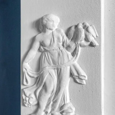 Apartment Super Spacious 4 Bed, Sleeps 6 Edinburgh